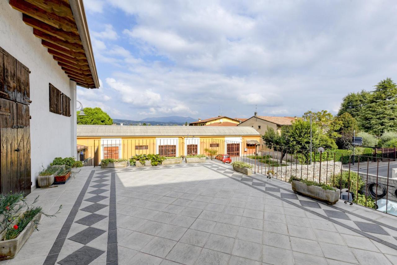 Appartamento In Piazza Moniga del Garda Esterno foto