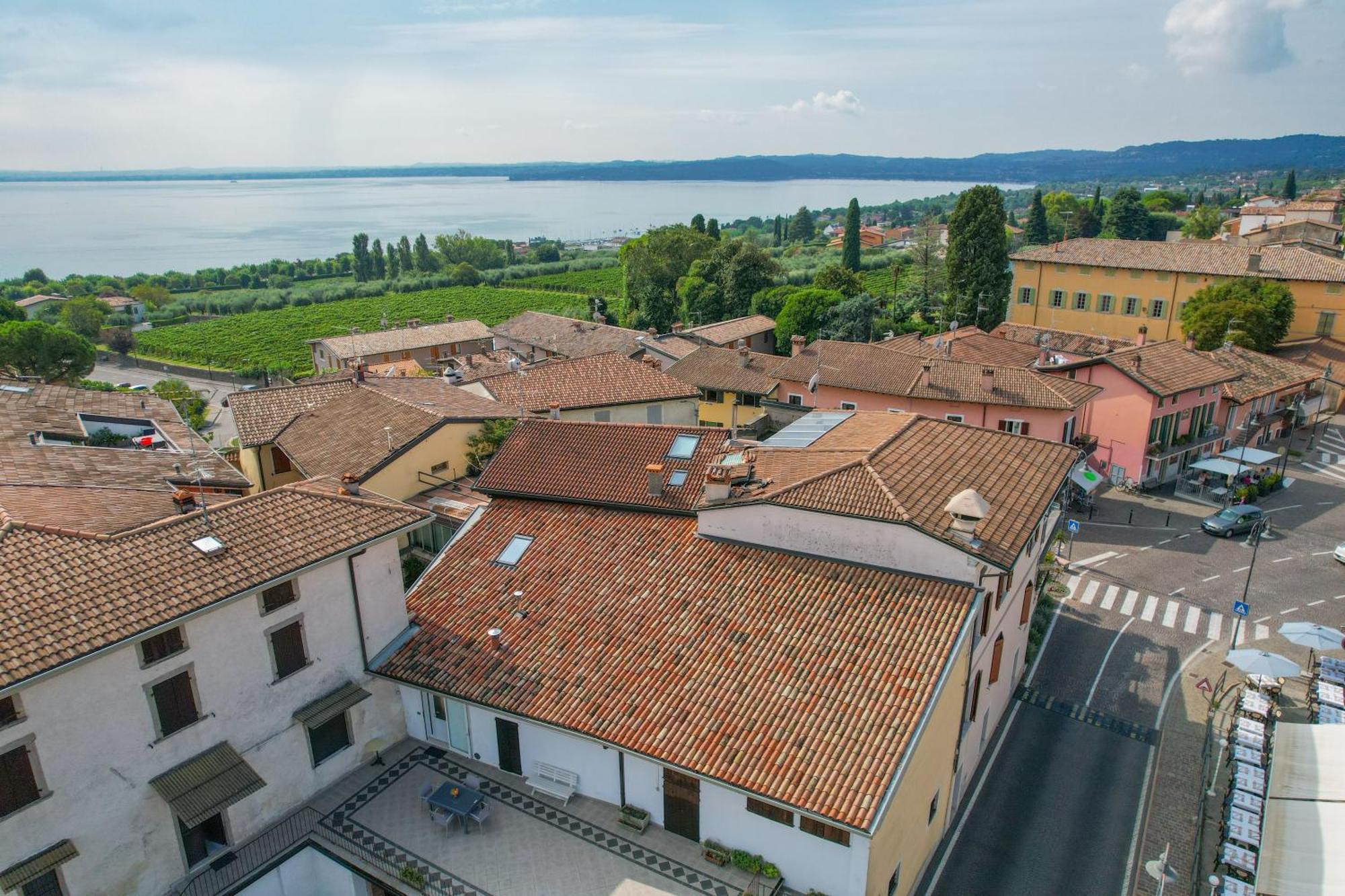 Appartamento In Piazza Moniga del Garda Esterno foto